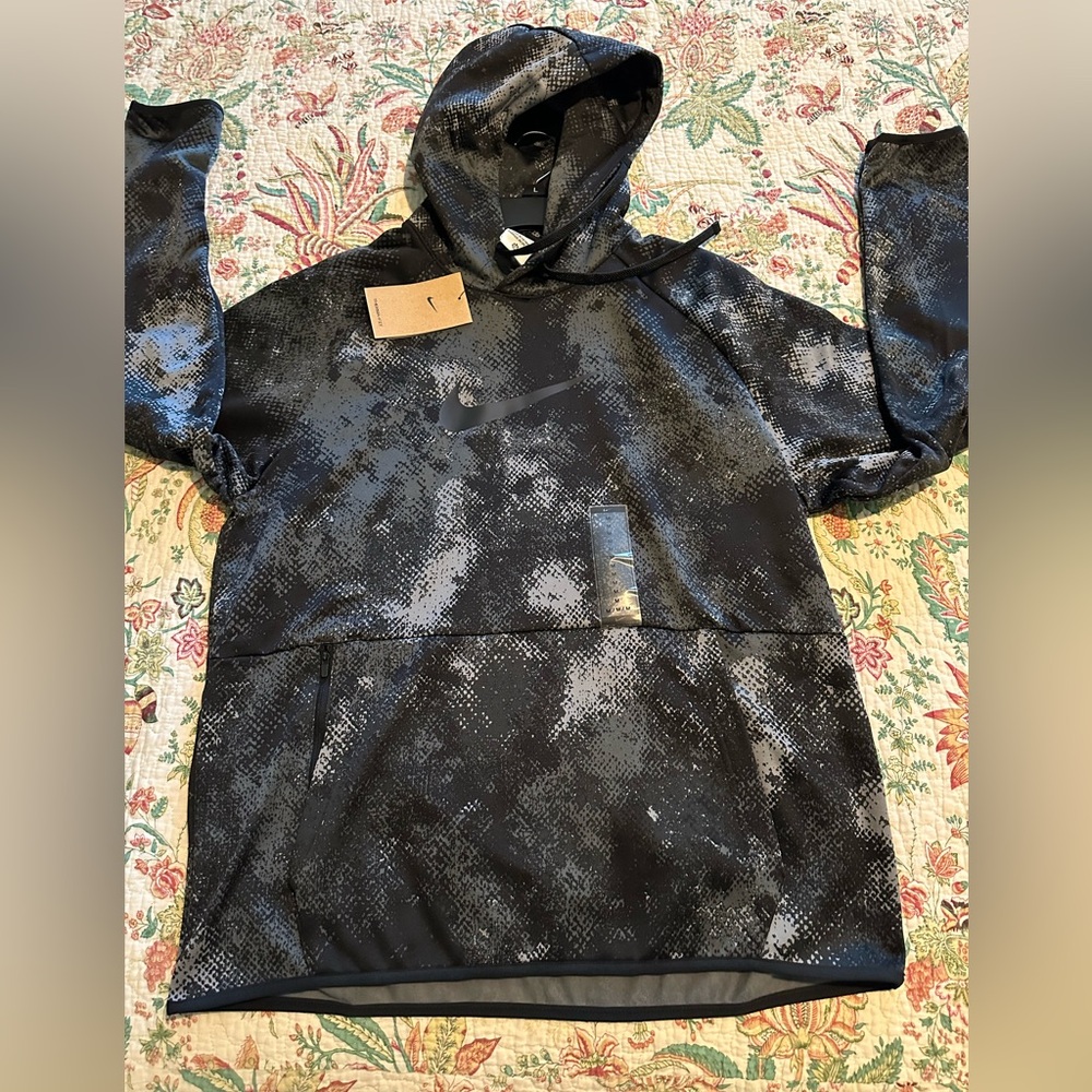 Nike Men's Therma-FIT Camo Print Pullover Hoodie‎ Medium Black. NWT